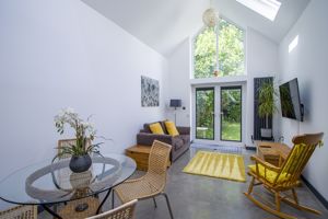 Photo 27- click for photo gallery